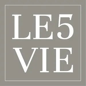 Le 5 Vie Couette-café